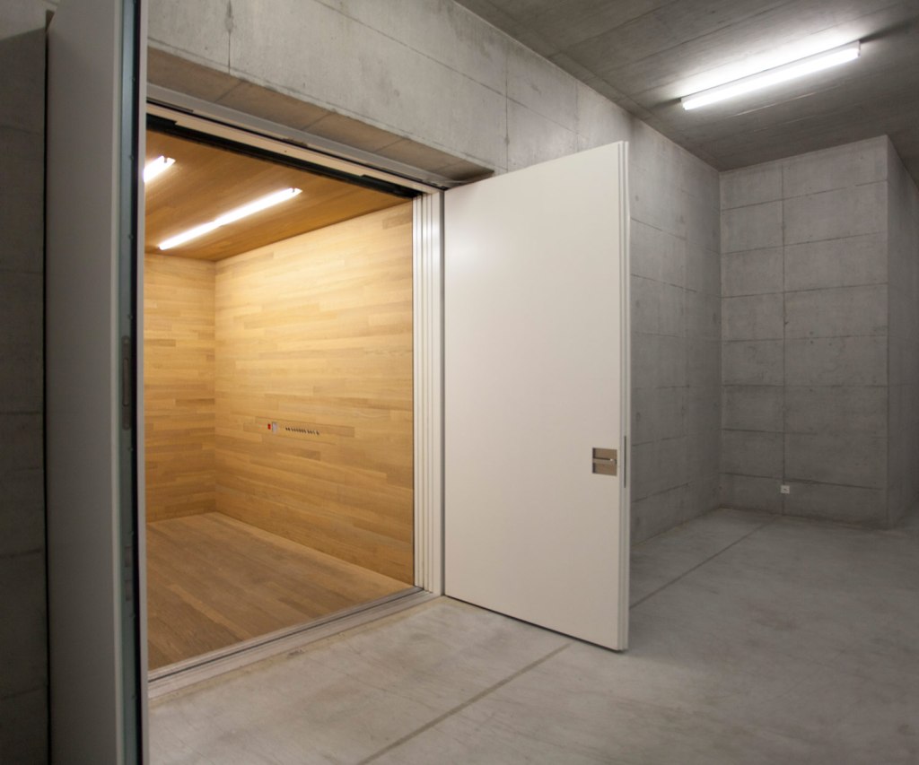 warenaufzug_work_basel