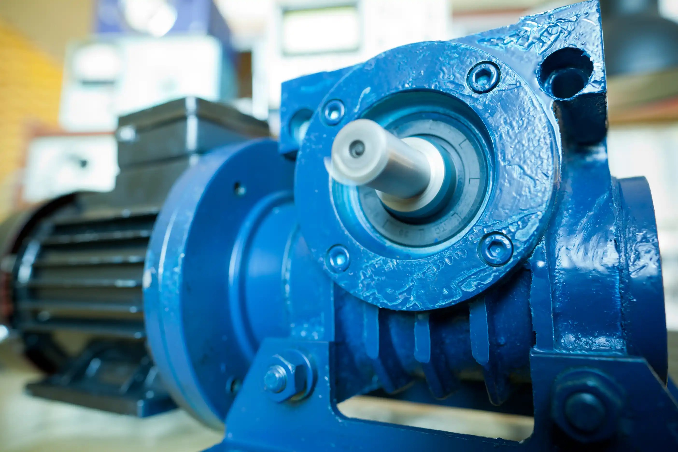 large-and-powerful-engine-gearbox-on-test-stand-2025-01-29-04-51-48-utc (1)